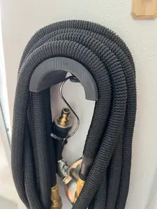 Garden Hose Holder / Gartenschlauchhalter