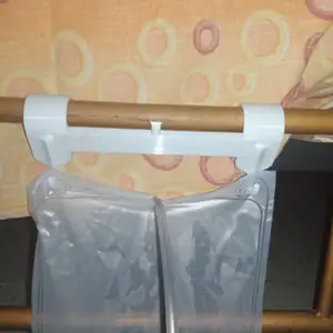 Attacco Ganci porta sacca catetere urina - Urine catheter bag hook attachment