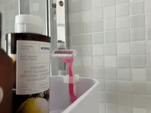 Razor holder for Tiger 2-Store shower rack