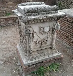 Roman Marble Plinth 3D Scan