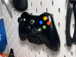Skadis XBOX360 Controller Stand