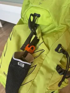 SecureClip Carabiner Peg – Anti-Loss Backpack Clip for Drying Clothes