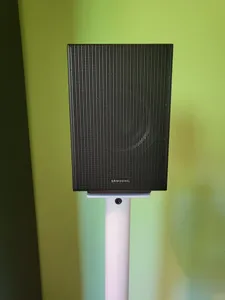 Mounting plate for speaker stands (Samsung HW-Q995GC + Kanto SP32PLW)