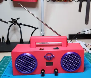 Remix of "Mini Boombox (Alien3D Project)"