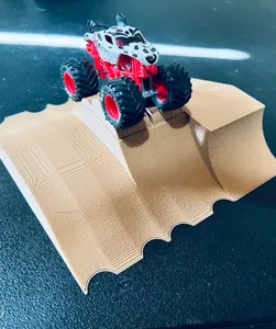 Monster truck ramp (1:64 scale)