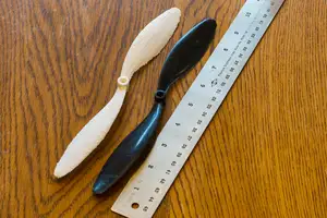Propeller for RC Airplane (with Prop Saver)
