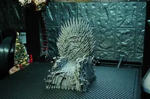 Iron Throne Support Free Remix