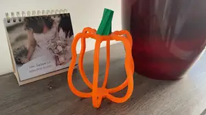 Sliced Pumpkin - Autumn and Halloween decoration (3 versions) // Kürbis in Scheiben - Herbst und Halloween Deko (3 Versionen)