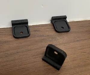 Laminate flooring installation spacers