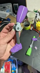 Prosthetic leg for dolls