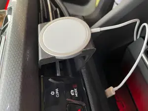 Magsafe VW Golf 8 Car Phone mount