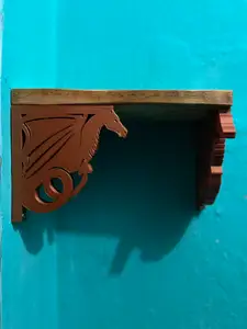 Dragon shelf holder