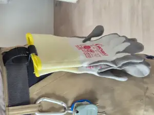 Glove Clip / Handschuh Clip