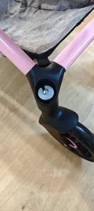Fixing device for the Xeo doll's pram Bayer fuse Front tire