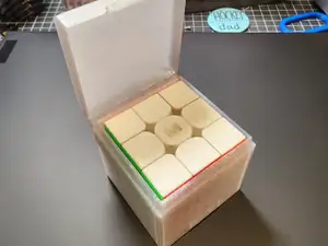 #0106 Hinged Box for the Moyu Magnetic Rubik's Cube