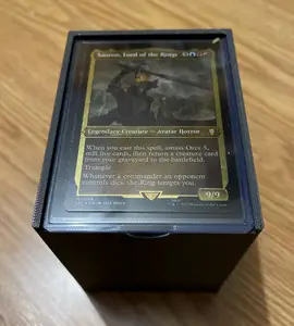Magic: The Gathering Commander Deck Box for Dragon Shield Matte Sleeves and an Ultrapro Toploader