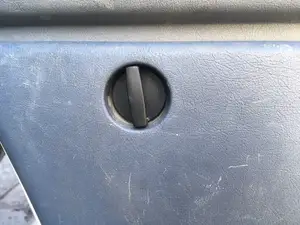 Mercedes Sprinter 99 front door clip