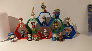 Better tolerance Honeycomb stackable Shelf for Tonie Figures (remixed)