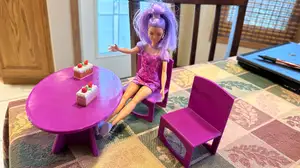 Doll House Dining Table and Chair Set Easy Print