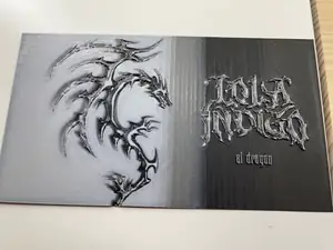 Logo Dragon Lola Indigo