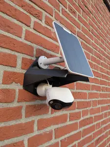 Wallmount Reolink Argus 4