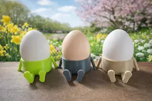 Funny Egg Cup Man with Legs – Cute Breakfast Egg Holder Gift - Eierbechermännchen - Easy to print