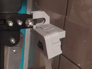 Ender 3 Pro Pi Cam Mount front with snap fit tabs
