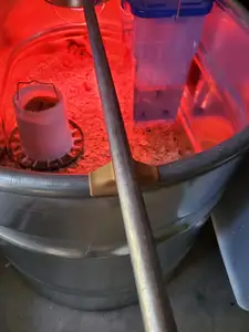 Brooder light bar adapter