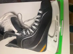 NEW V3 Ice Skate blade cover (Remix/improved version)