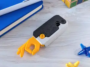 Circle game gravity knife