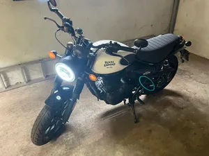 LED headlight mod for Royal Enfield Hunter 350, mod. 2022/23