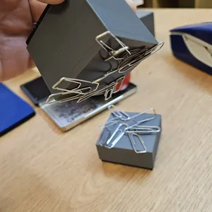 Magnetwürfel für Büroklammern - Paper clip magnet cube - 30x50mm/50x50mm; Mit und ohne Vertiefung