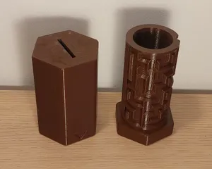 Simple labyrinth puzzle box piggy bank