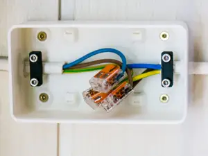 Cable Box with Cable Ties , Screw mounts & Strain Relief