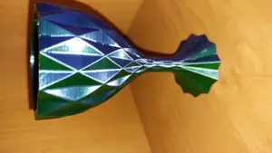 Greedy cup Pythagoras/Pitagoras cup