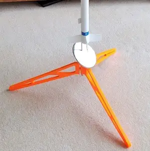 Folding model rocket launch pad