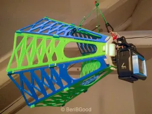 Chase cam for paragliding - On spot assembly without screws or zip ties