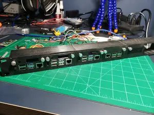 19" 1U Rack with Moduler trays for Raspberry Pis