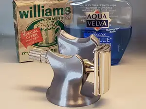Safety Razor and Shaving Brush Stand