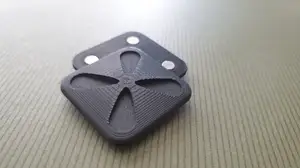 Lucky Clover Magnetic Fidget Slider