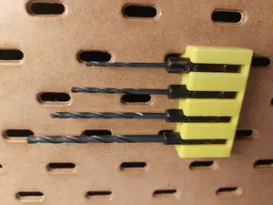 Hex drill bits holder for SKADIS pegboard