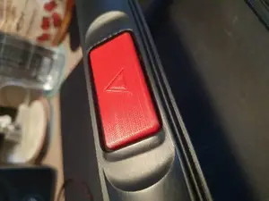 Hazard Lights button for Nissan Terrano 2 (2004)