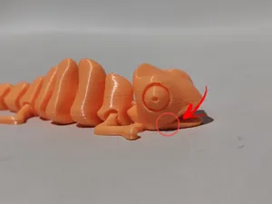 Articulated Chameleon, jaw is printed on the body