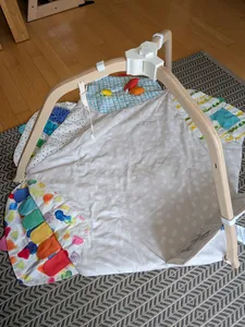 Folding connector for Lovevery Play Gym