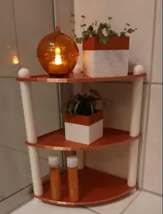 Corner shelf