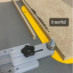 Thin Rip Jig for table saw (DeWalt 7492)