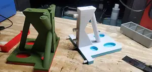 Associated Monster GT Truck R/C Car Stand