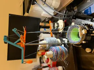 CSM colorwork yarn mast