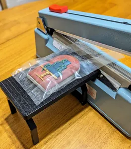 Cookie/Treat Heat Sealer Table
