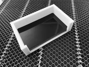 Boîte de rangement spécialement conçue pour des cartes de taille 101 x 61 mm